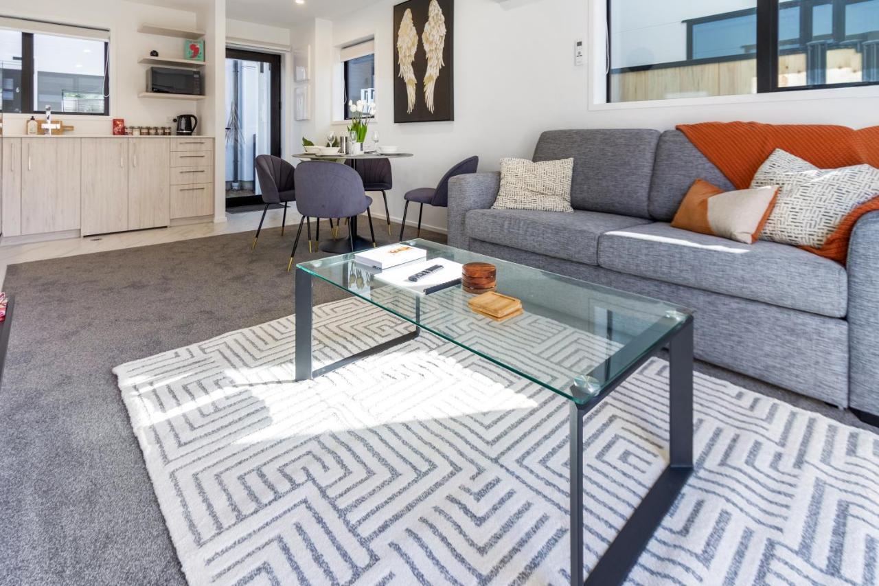 Central City Awaits 2 Bed 2 Bath With Carpark Christchurch Extérieur photo