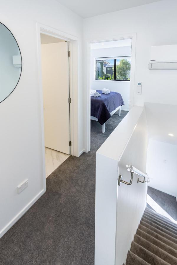 Central City Awaits 2 Bed 2 Bath With Carpark Christchurch Extérieur photo