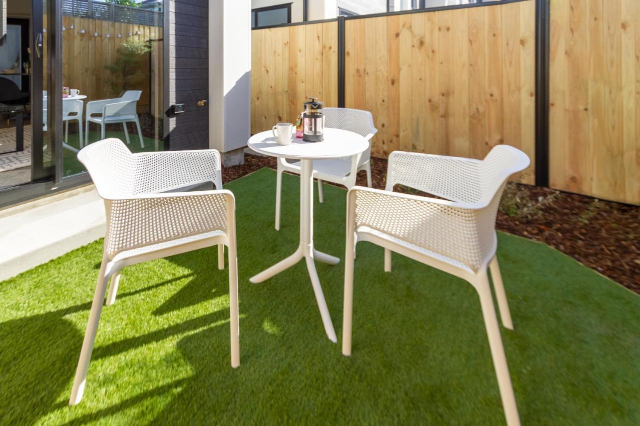 Central City Awaits 2 Bed 2 Bath With Carpark Christchurch Extérieur photo